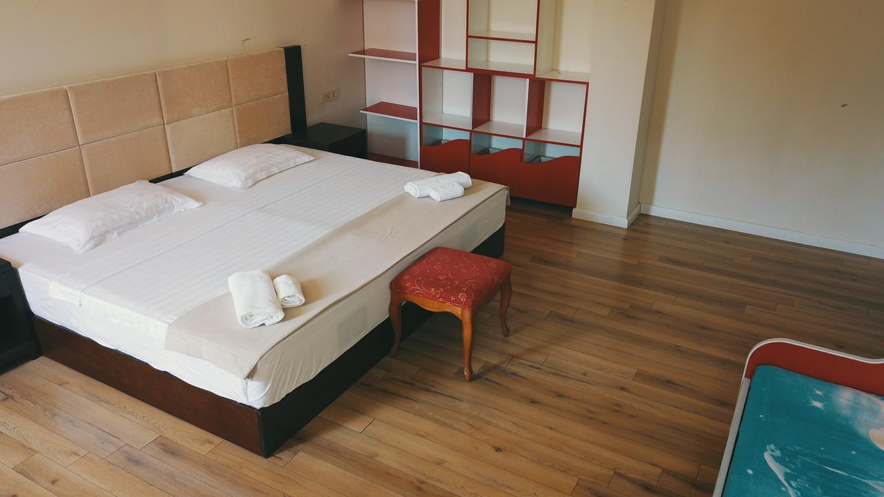 Belgrade Rustaveli Hotel Kobuleti Dış mekan fotoğraf