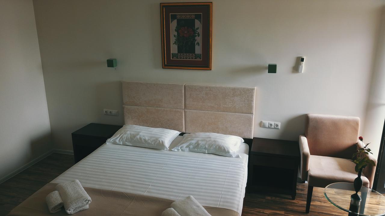 Belgrade Rustaveli Hotel Kobuleti Dış mekan fotoğraf